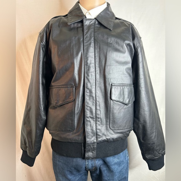 Vintage A-2 US Army Air Force Black Leather Flyers Bomber Jacket Size L - Picture 1 of 16